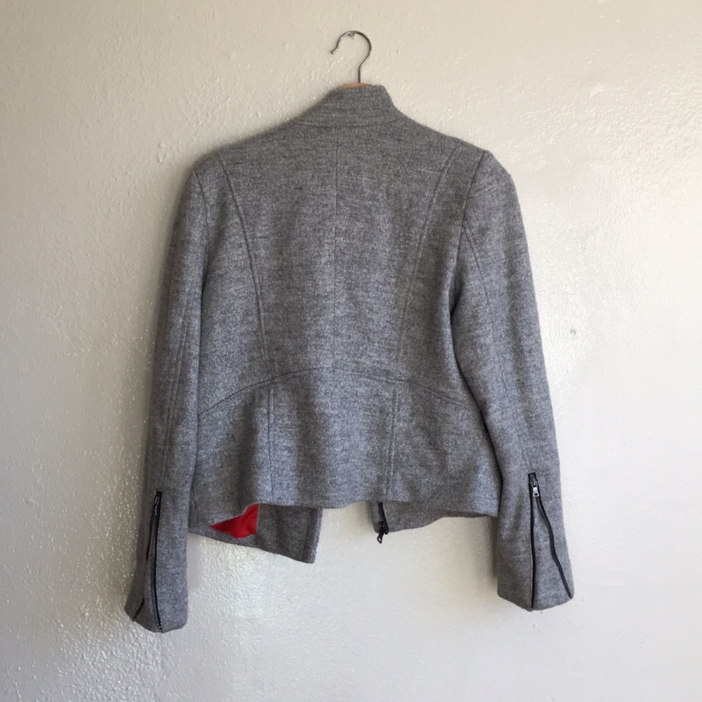 Jacket - Picture 4 of 5